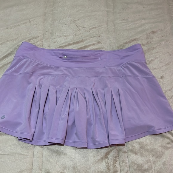 Lululemon skirt - Picture 3 of 4